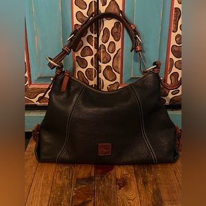 Dooney & Bourke purse vintage in excellent used condition